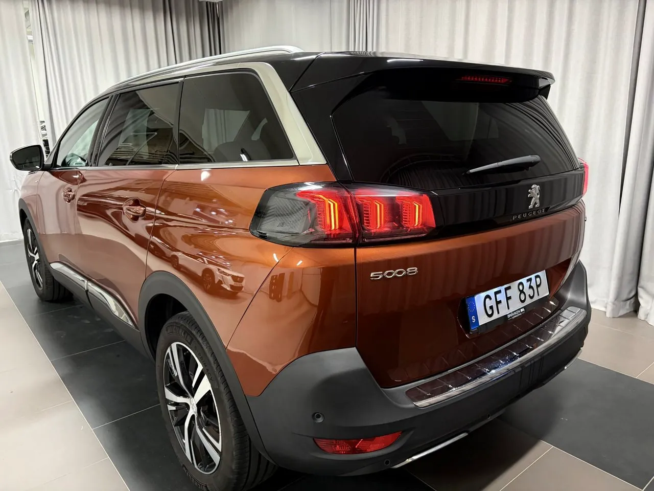 Vehicle image 2