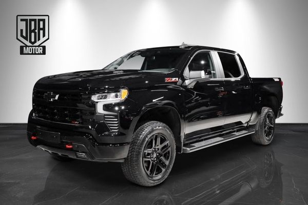 Chevrolet Silverado 1500 Trail Boss Z71 3.0 Duramax Diesel - Från 4 641 kr / mån - 2025