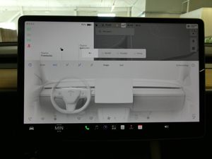 Tesla Model Y bild 20