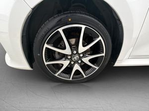 Toyota Yaris bild 32