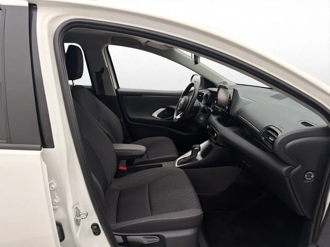Vehicle image 21