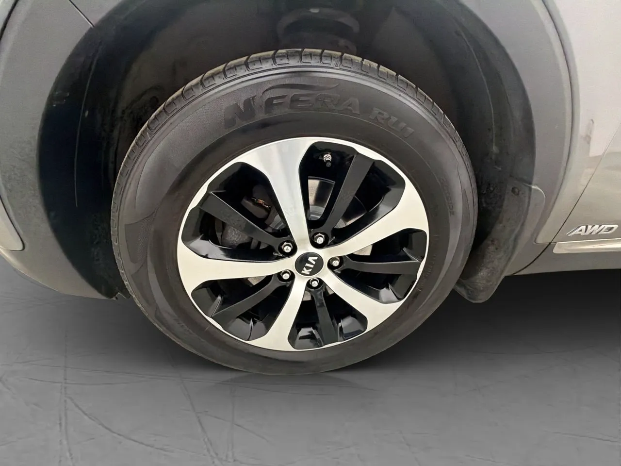 Vehicle image 36