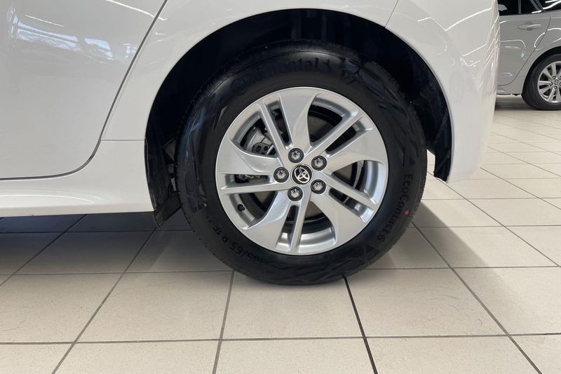 Toyota Yaris bild 16