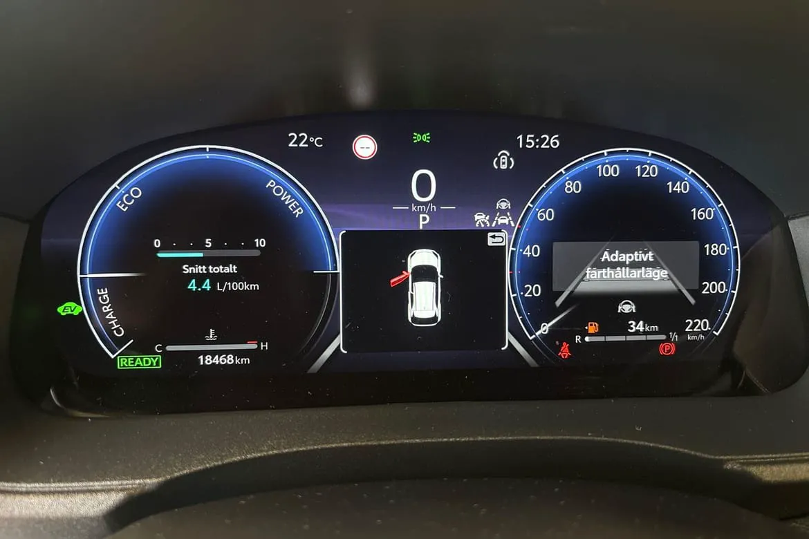 Vehicle image 15