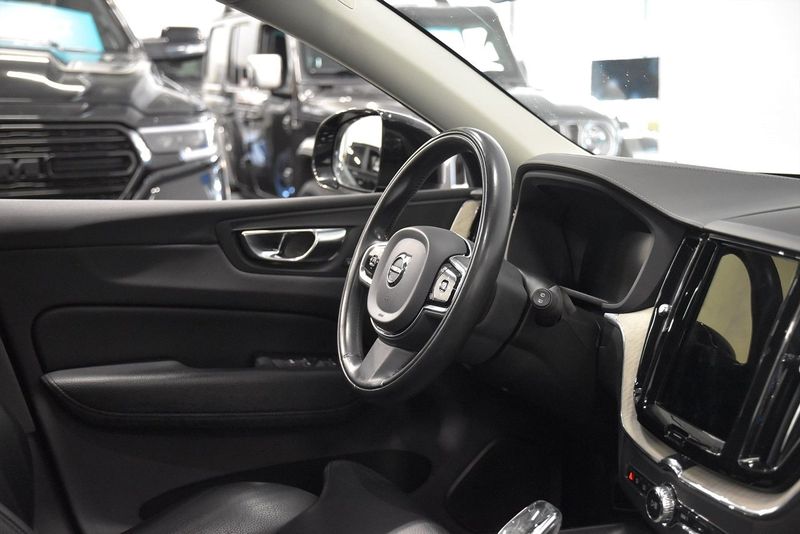 Volvo XC60 bild 8