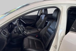 Mazda 6 bild 8