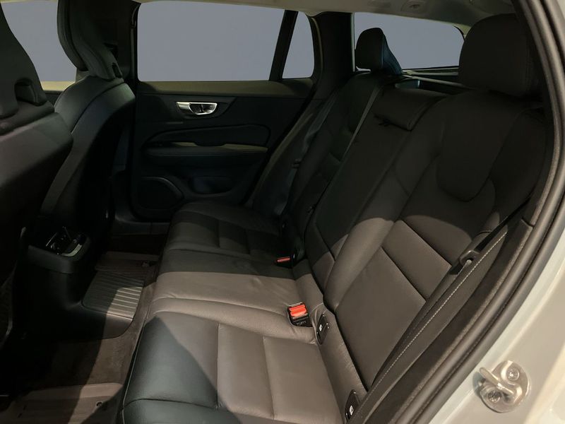 Volvo V60 bild 8