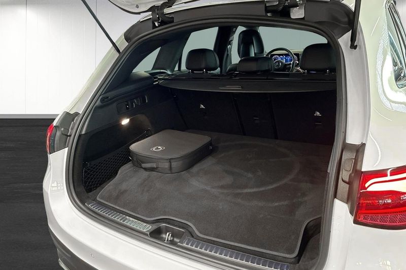 Mercedes GLC300 bild 12