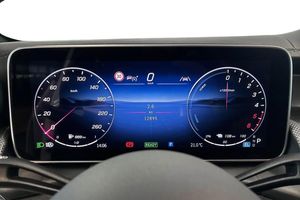 Mercedes GLC300 bild 5