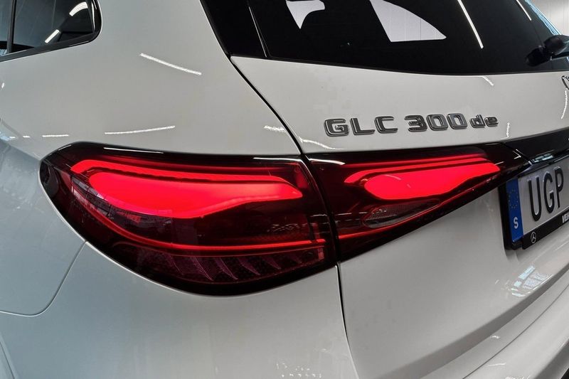 Mercedes GLC300 bild 25