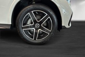 Mercedes GLC300 bild 11