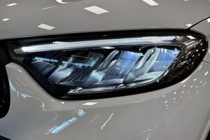 Mercedes GLC300 bild 25