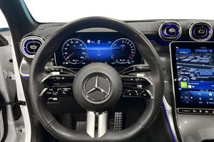 Mercedes GLC300 bild 16