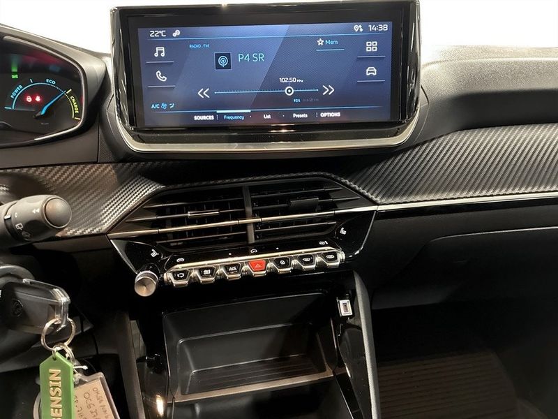 Peugeot 208 bild 12