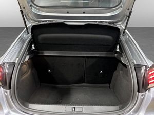 Peugeot 208 bild 19