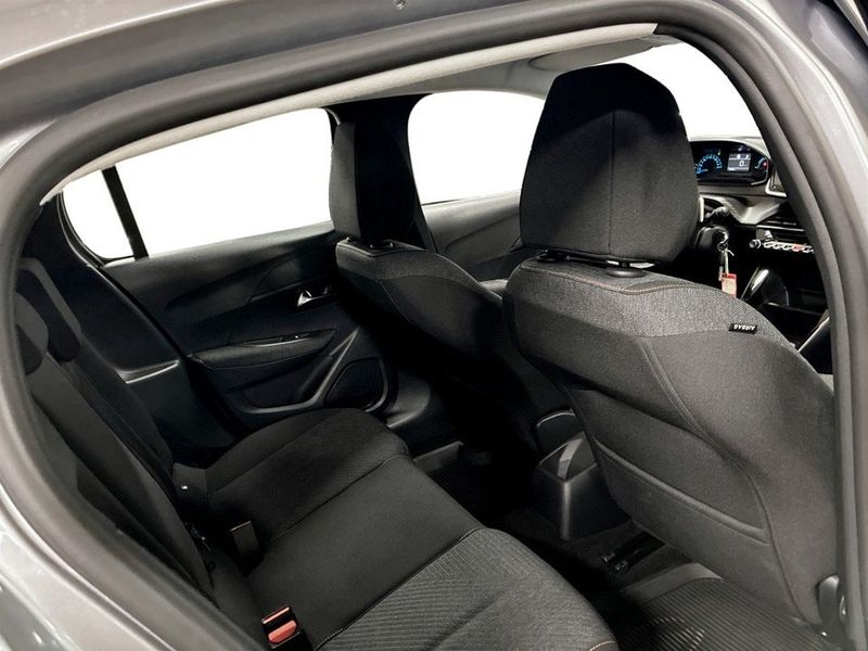 Peugeot 208 bild 15