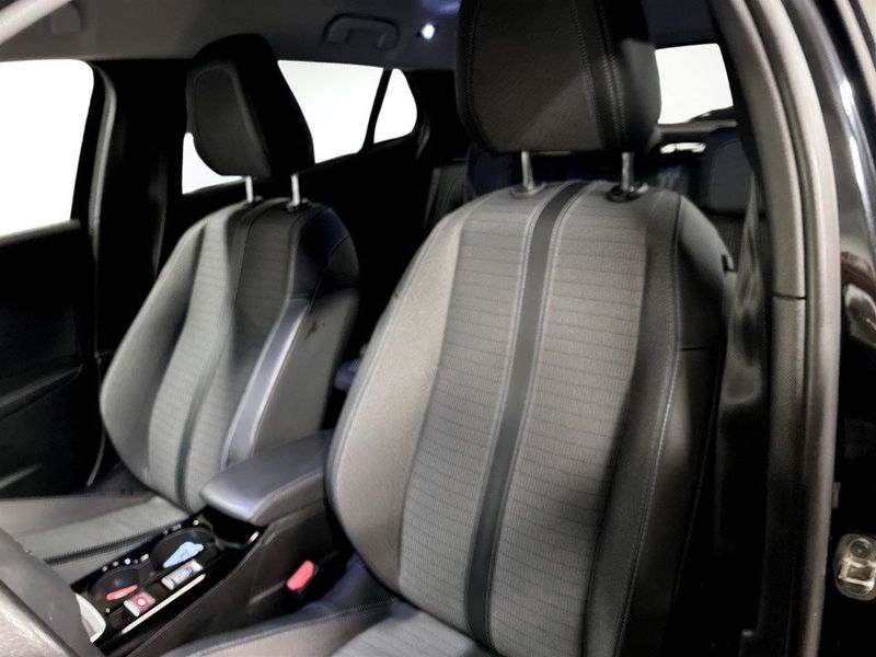 Peugeot 2008 bild 5