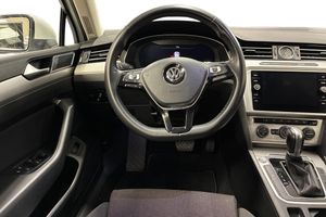 Volkswagen Passat bild 11