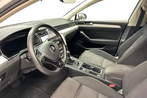 Volkswagen Passat bild 14