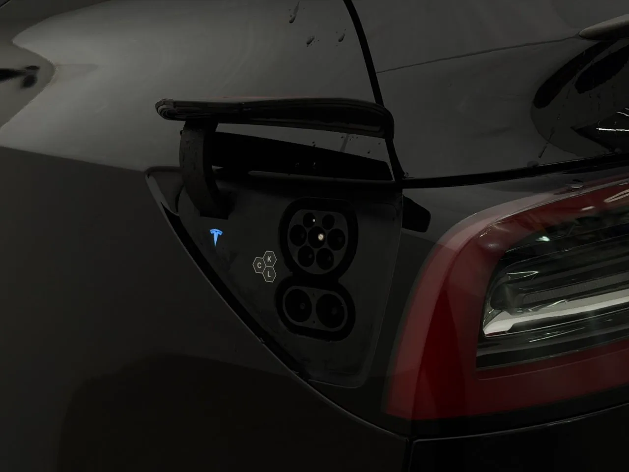 Vehicle image 34