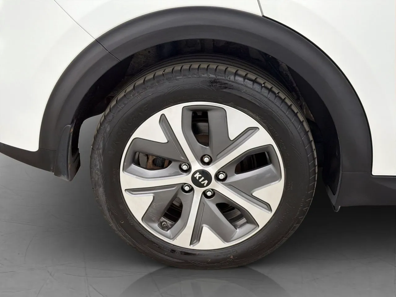 Vehicle image 31