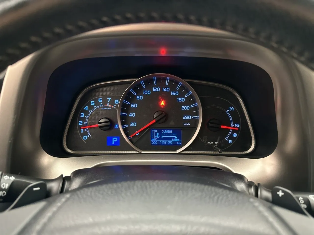 Vehicle image 15