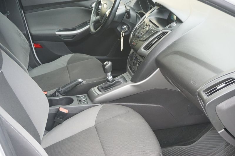 Ford Focus bild 13