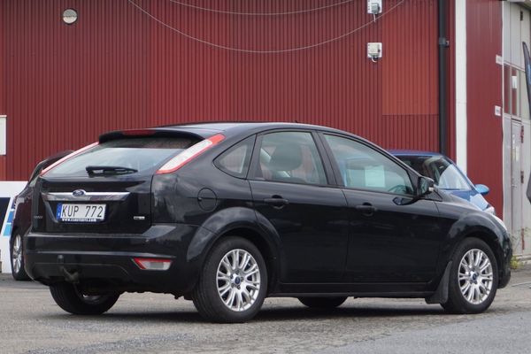 Ford Focus 5-dörrars 1.6 TDCi Platinum Euro 5 - 2010