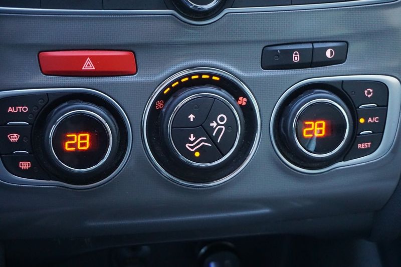 Citroen C4 bild 9