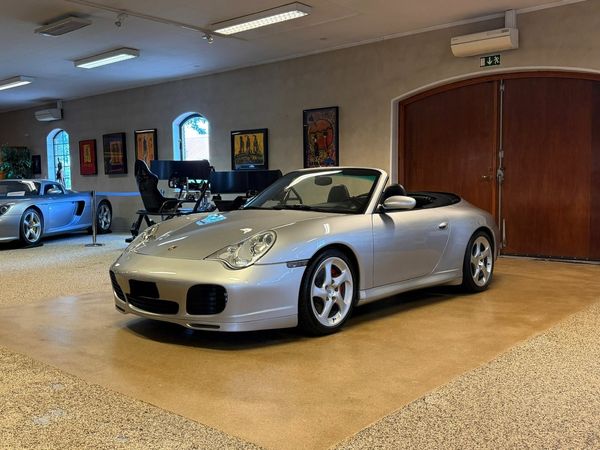 Porsche 996 911 Carrera 4S Cabriolet - Manuell - Nyservad - 2004