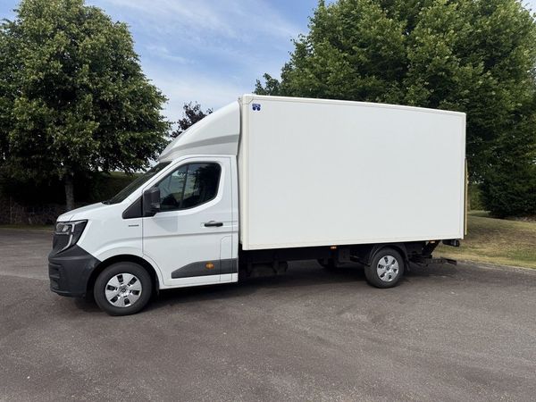 Renault Master Chassi Cab 3.5 T 2.0 Skåp med Bakgavellyft - 2025