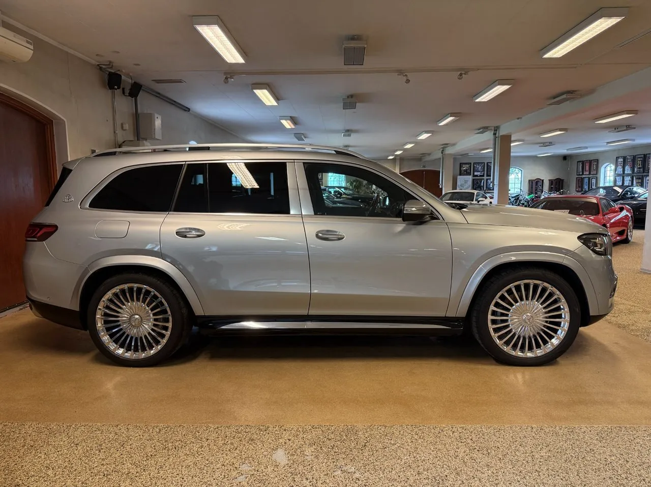Vehicle image 2