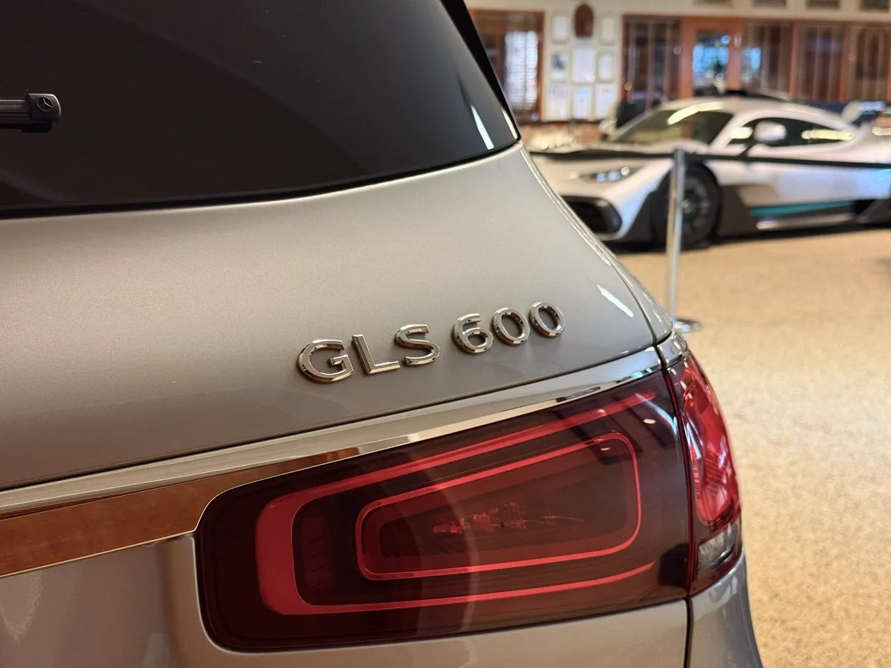 Vehicle image 32