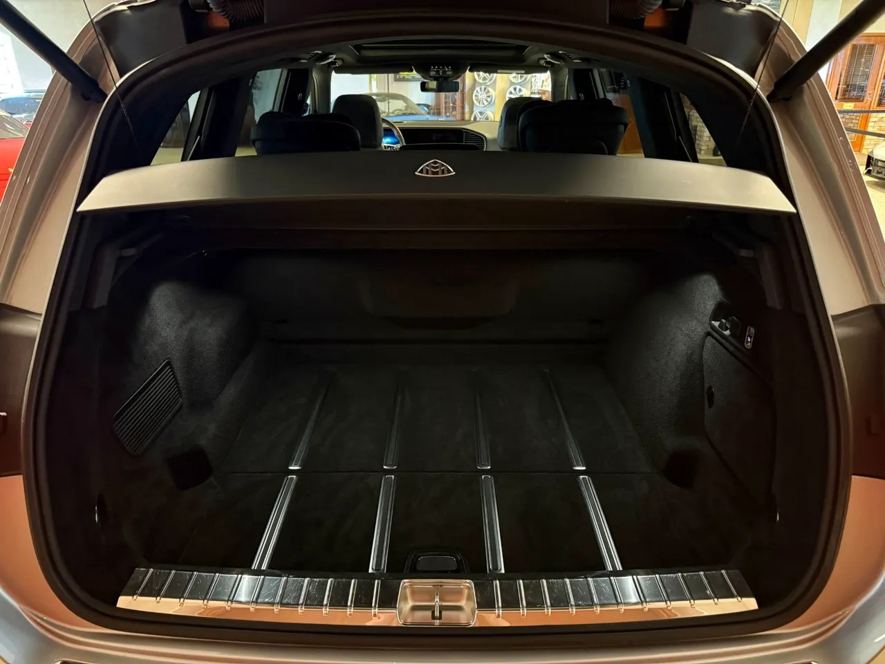 Vehicle image 31