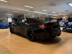 BMW M4 bild 6