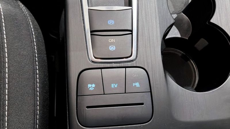 Ford Kuga bild 12