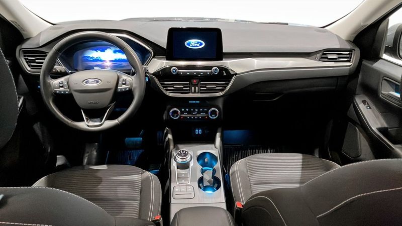 Ford Kuga bild 4