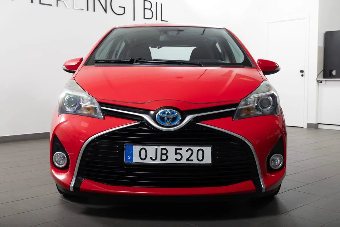 Vehicle image 7