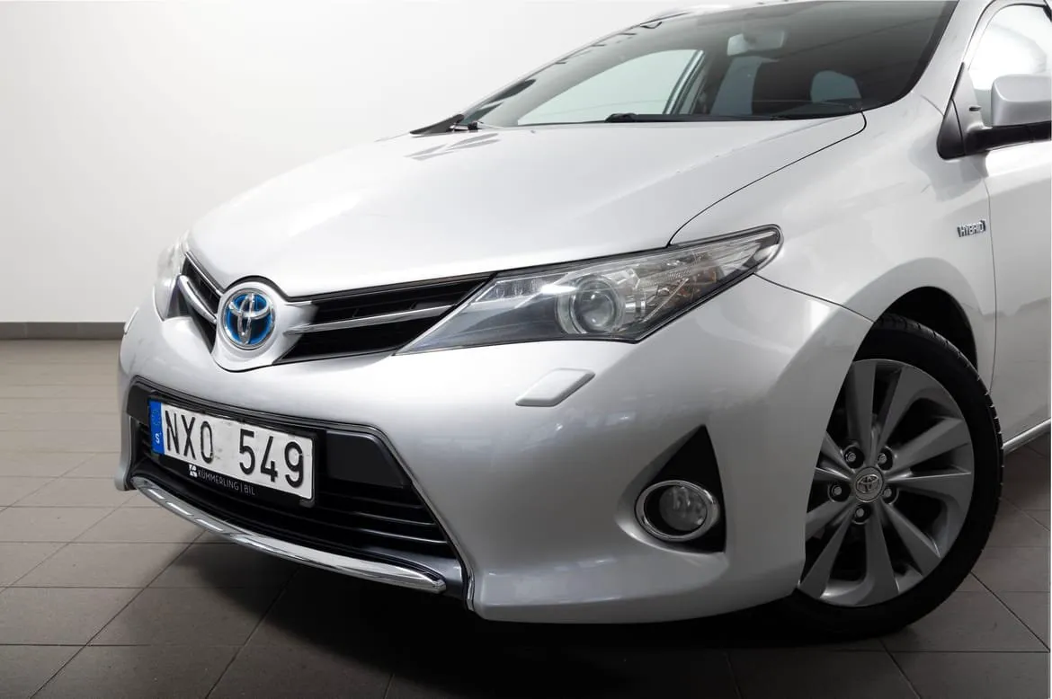 Vehicle image 9