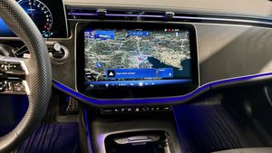 Mercedes E300 bild 12