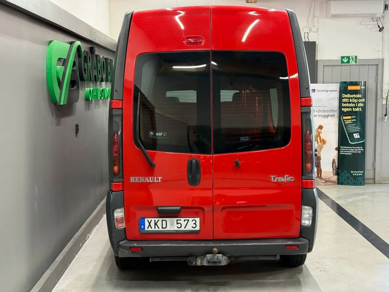 Vehicle image 7