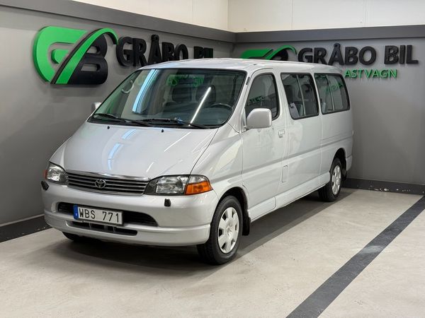 Toyota Hiace Minibuss 2.7 /Kamkedja 9-SITS 0% RÄNTA 36-MÅNADER - 2004