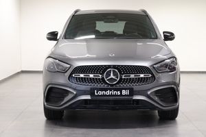 Mercedes GLA250 bild 2