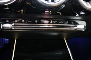 Mercedes GLA250 bild 16