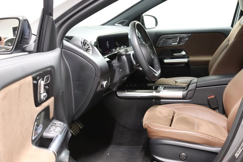 Mercedes GLA250 bild 10