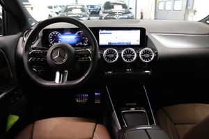 Mercedes GLA250 bild 12