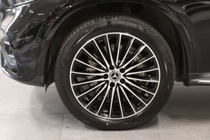 Mercedes GLC300 bild 9