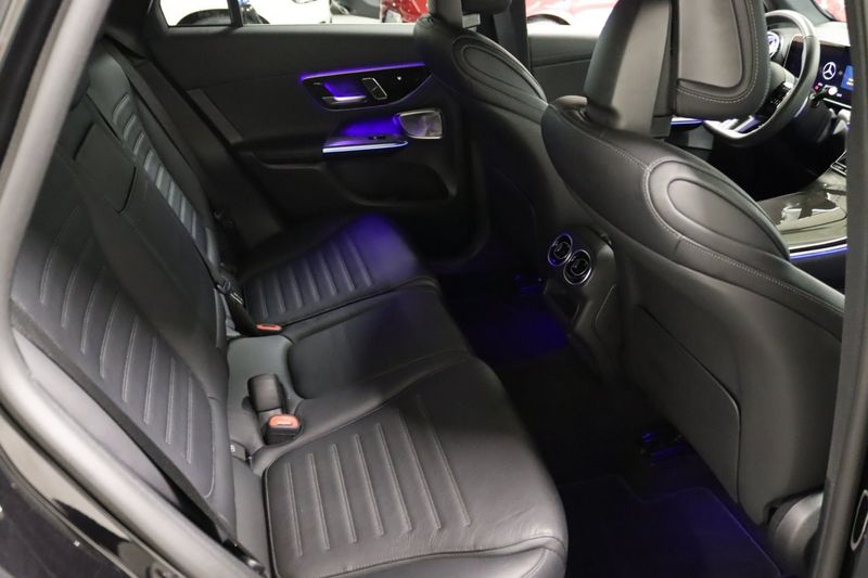 Mercedes GLC300 bild 25