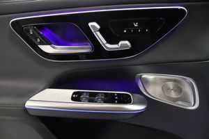 Mercedes GLC300 bild 18