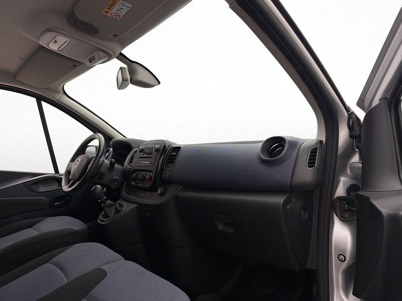 Opel Vivaro bild 25